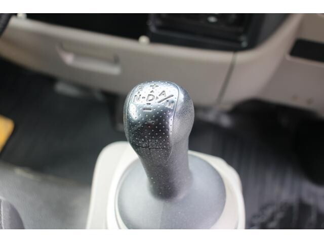 日産アトラスパネルバン小型（2t・3t）[写真31]