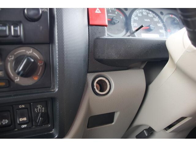 日産アトラスパネルバン小型（2t・3t）[写真33]