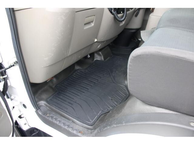 日産アトラスパネルバン小型（2t・3t）[写真35]