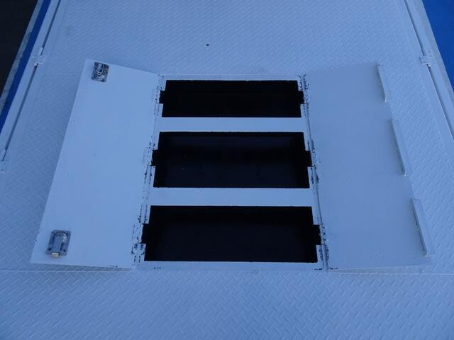 マツダタイタン平ボディ小型（2t・3t）[写真13]