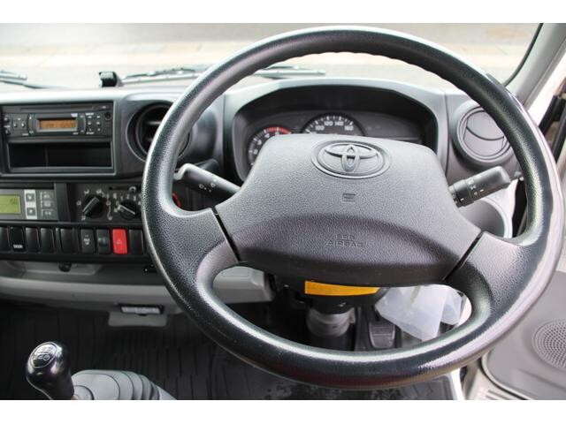 トヨタトヨエース冷凍車（冷蔵車）小型（2t・3t）[写真31]