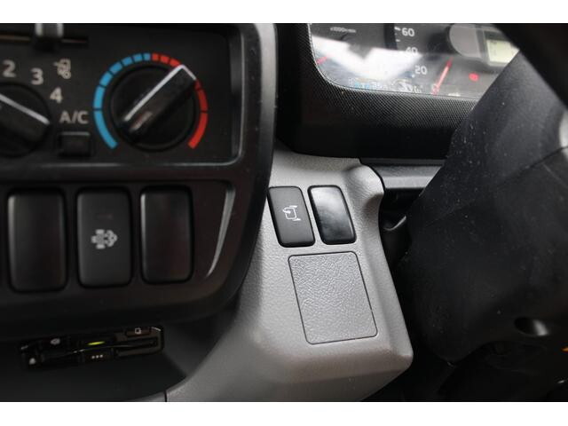 トヨタトヨエース冷凍車（冷蔵車）小型（2t・3t）[写真34]