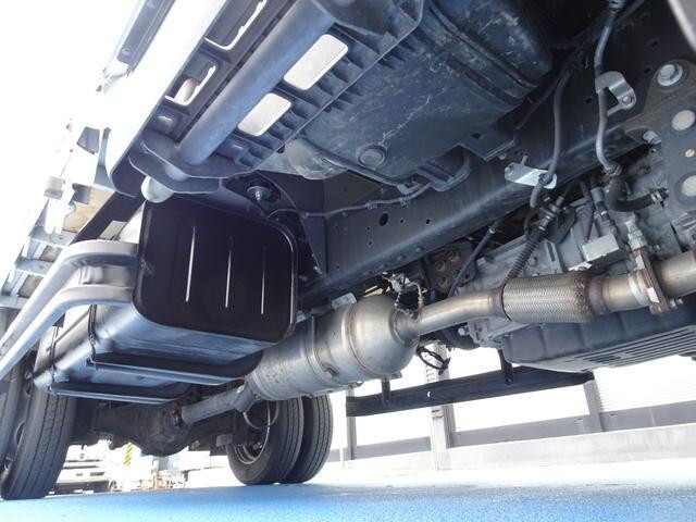 日野デュトロダブルキャブ（Wキャブ）小型（2t・3t）[写真22]