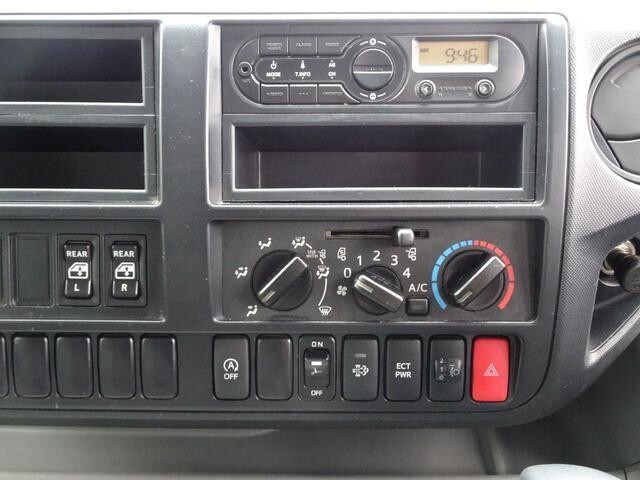 日野デュトロダブルキャブ（Wキャブ）小型（2t・3t）[写真29]