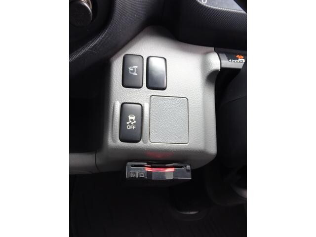 日野デュトロダブルキャブ（Wキャブ）小型（2t・3t）[写真30]