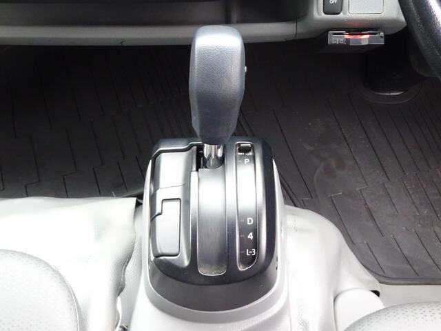 日野デュトロダブルキャブ（Wキャブ）小型（2t・3t）[写真31]