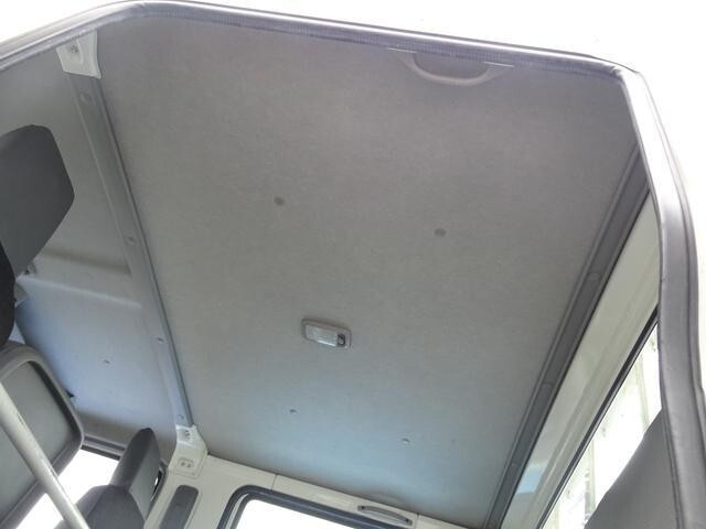 日野デュトロダブルキャブ（Wキャブ）小型（2t・3t）[写真37]