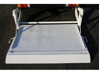 いすゞエルフダブルキャブ（Wキャブ）小型（2t・3t）[写真15]