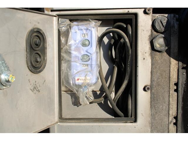 いすゞエルフダブルキャブ（Wキャブ）小型（2t・3t）[写真16]