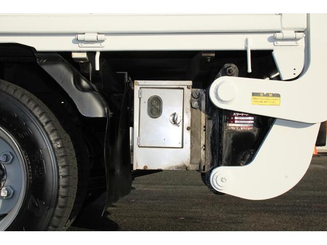 いすゞエルフダブルキャブ（Wキャブ）小型（2t・3t）[写真21]