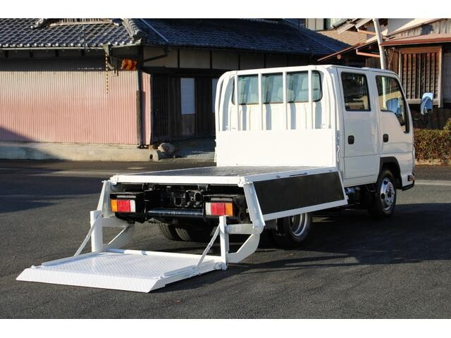 いすゞエルフダブルキャブ（Wキャブ）小型（2t・3t）[写真03]