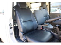 いすゞエルフダブルキャブ（Wキャブ）小型（2t・3t）[写真31]