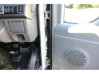 いすゞエルフダブルキャブ（Wキャブ）小型（2t・3t）[写真32]