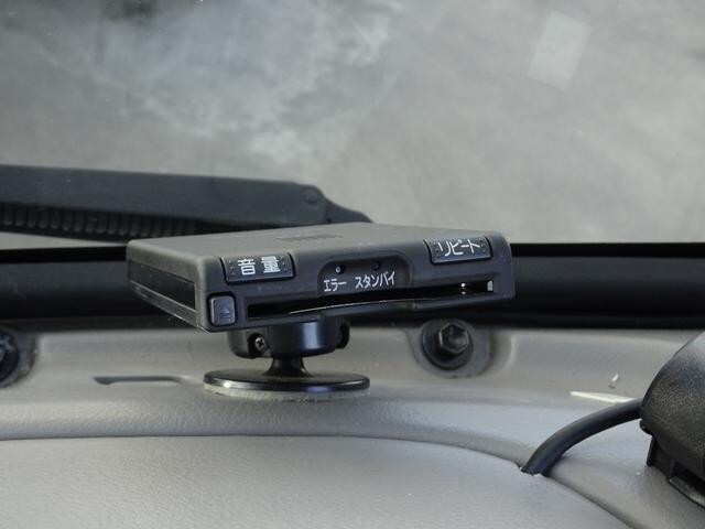 日野デュトロ平ボディ小型（2t・3t）[写真32]