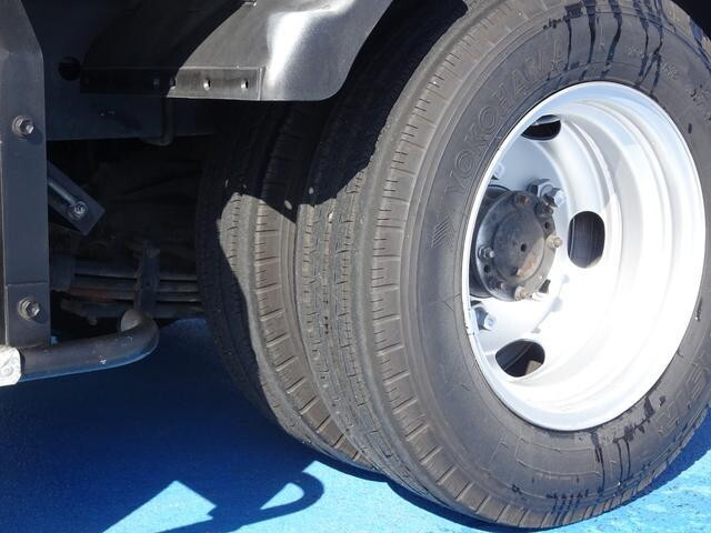 日野デュトロ平ボディ小型（2t・3t）[写真35]