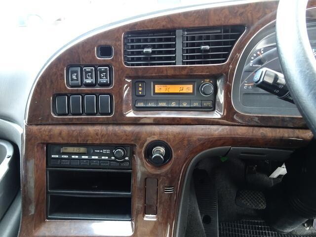 いすゞギガ家畜運搬車大型（10t）[写真24]