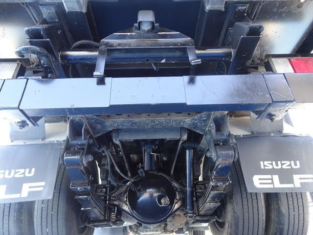 いすゞエルフダンプ小型（2t・3t）[写真23]