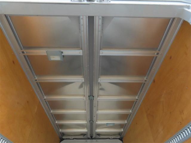 いすゞエルフアルミウイング小型（2t・3t）[写真22]