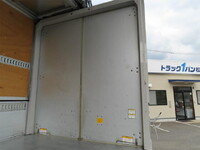 いすゞエルフアルミウイング小型（2t・3t）[写真31]