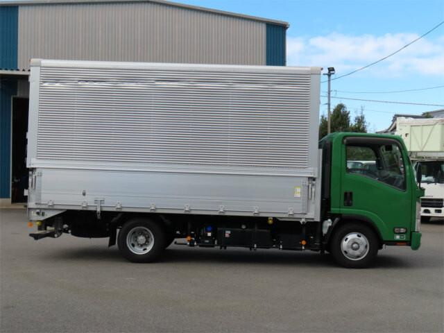 いすゞエルフアルミウイング小型（2t・3t）[写真04]