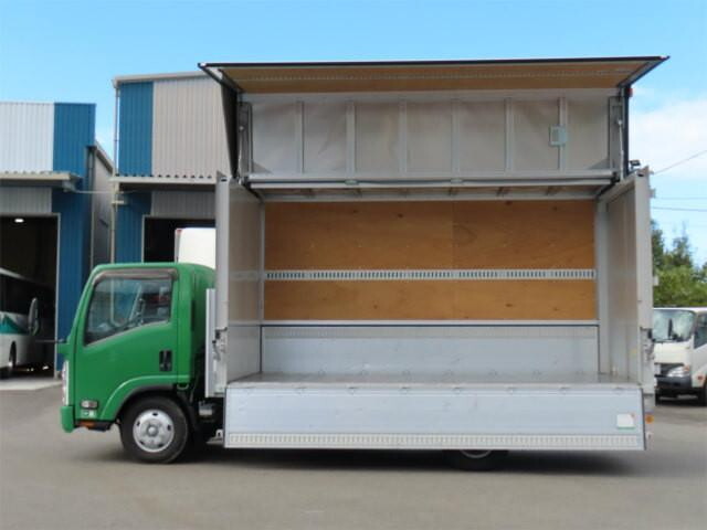 いすゞエルフアルミウイング小型（2t・3t）[写真08]