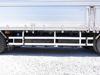 UDトラックスクオンアルミウイング大型（10t）[写真22]