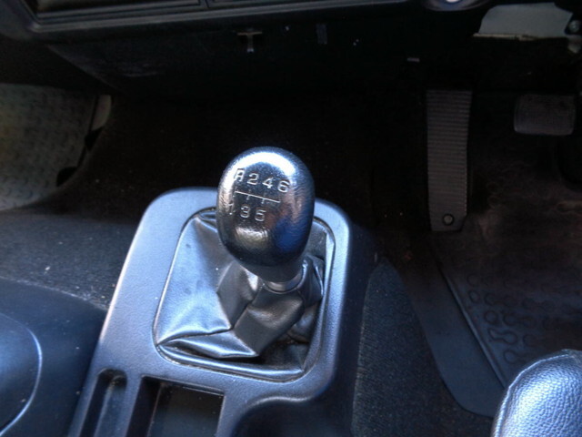 三菱ふそうファイターアルミウイング中型（4t）[写真37]