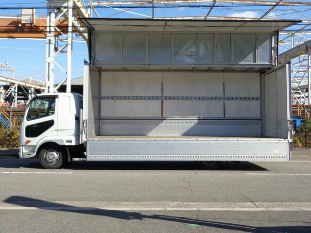 三菱ふそうファイターアルミウイング中型（4t）[写真06]