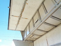 三菱ふそうファイターアルミウイング中型（4t）[写真08]