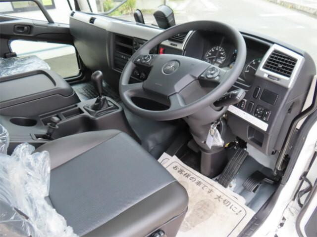 三菱ふそうファイター深ダンプ（土砂禁ダンプ）中型（4t）[写真09]