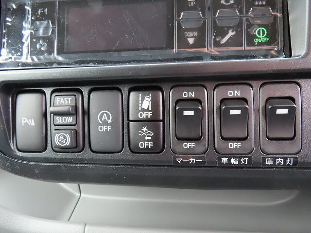 日野デュトロ冷凍車（冷蔵車）小型（2t・3t）[写真13]