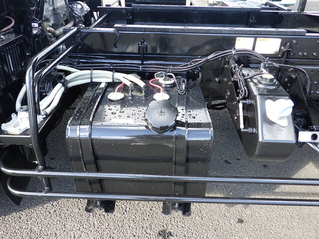 三菱ふそうファイターダンプ中型（4t）[写真14]