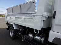 三菱ふそうファイターダンプ中型（4t）[写真17]