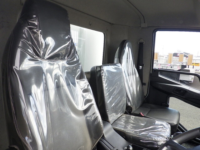 三菱ふそうファイターダンプ中型（4t）[写真17]