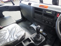 三菱ふそうファイターダンプ中型（4t）[写真20]