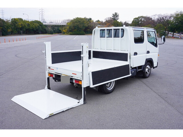 三菱ふそうキャンターダブルキャブ（Wキャブ）小型（2t・3t）[写真12]