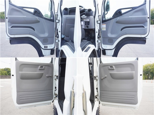 三菱ふそうキャンターダブルキャブ（Wキャブ）小型（2t・3t）[写真25]