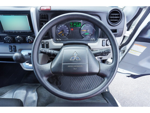 三菱ふそうキャンターダブルキャブ（Wキャブ）小型（2t・3t）[写真27]