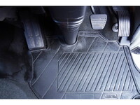 三菱ふそうキャンターダブルキャブ（Wキャブ）小型（2t・3t）[写真30]