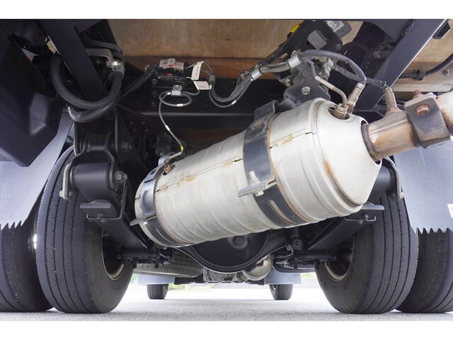 三菱ふそうキャンターダブルキャブ（Wキャブ）小型（2t・3t）[写真40]