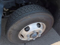 いすゞフォワードアルミウイング中型（4t）[写真16]