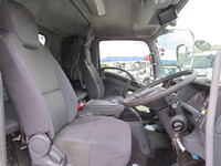 いすゞフォワードアルミウイング中型（4t）[写真21]