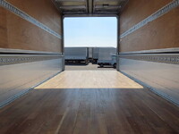 いすゞフォワードアルミウイング中型（4t）[写真30]