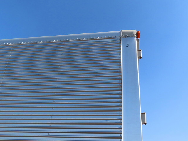 いすゞフォワードアルミウイング中型（4t）[写真35]