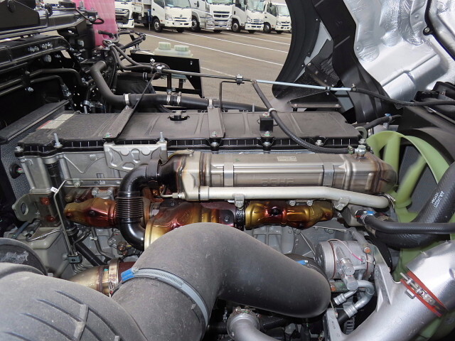 三菱ふそうスーパーグレートトレーラーヘッド（トラクターヘッド）大型（10t）[写真11]