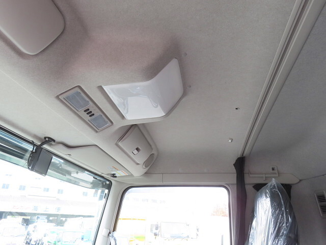 三菱ふそうスーパーグレートトレーラーヘッド（トラクターヘッド）大型（10t）[写真15]