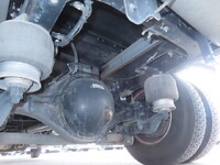 いすゞフォワードアルミウイング中型（4t）[写真12]