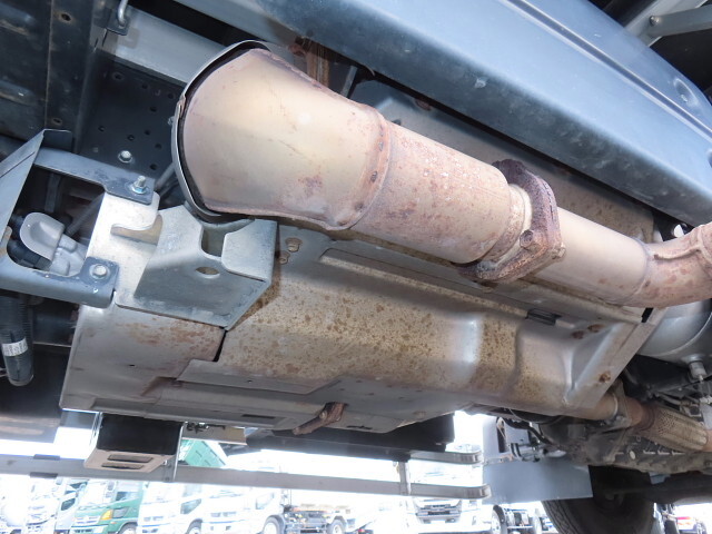 いすゞフォワードアルミウイング中型（4t）[写真12]