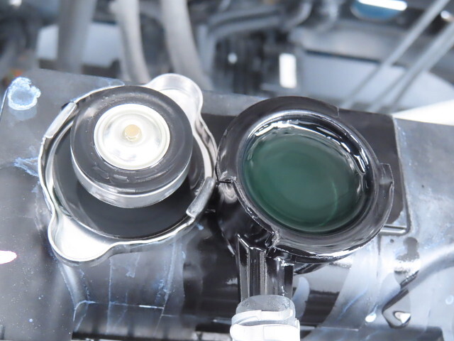 いすゞフォワードアルミウイング中型（4t）[写真18]