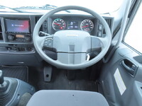 いすゞフォワードアルミウイング中型（4t）[写真22]